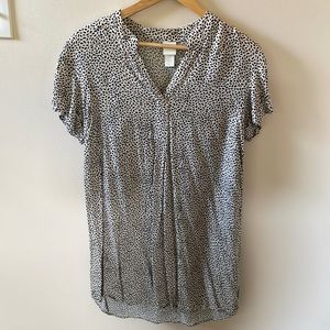 H&M black and white short sleeve printed tunic top